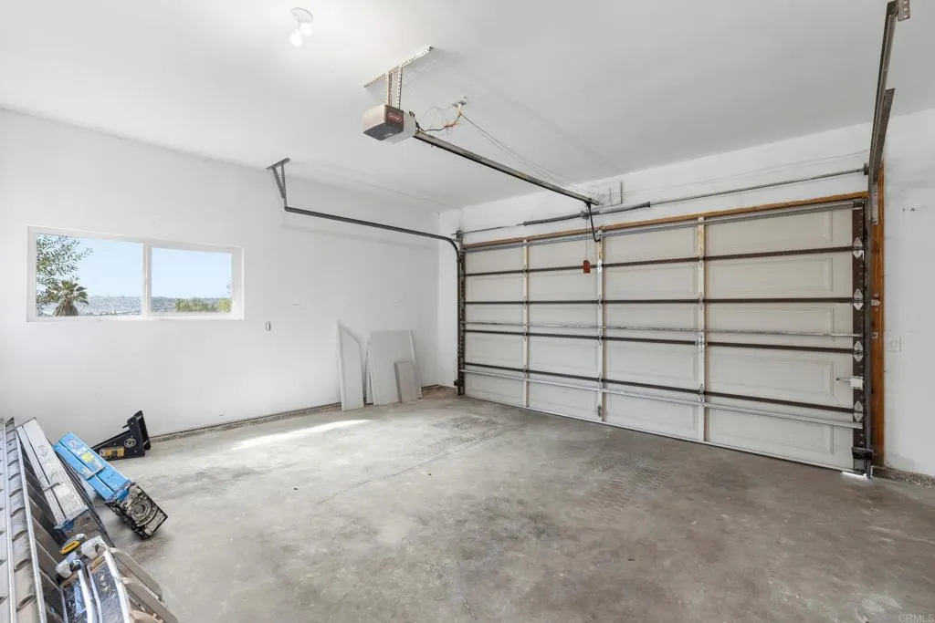 https://cdn.realtyfeed.com/cdn/127/306656225/5465ac1bf2ee2387156f7d98c0738fb0.webp