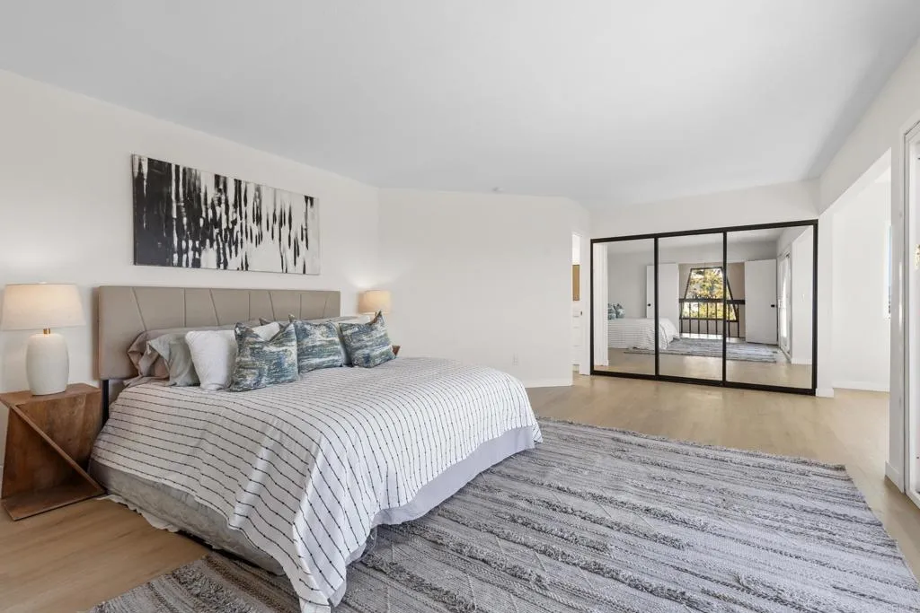 https://cdn.realtyfeed.com/cdn/127/306656225/7cb930496983cbe7a1749c35524188bf.webp