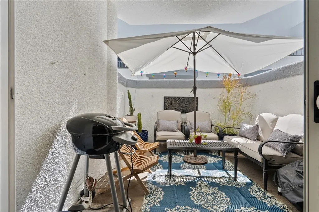 5010 Cahuenga Boulevard Unit 107, North Hollywood, CA 91601 - Photo 5 of 48, North Hollywood, CA