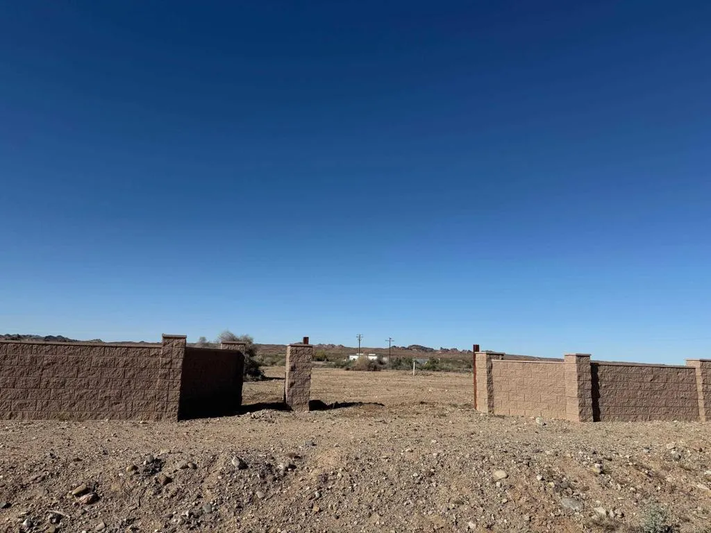 2667 Rio Hacienda, Palo Verde, CA 92266 - Main photo, Palo Verde, CA