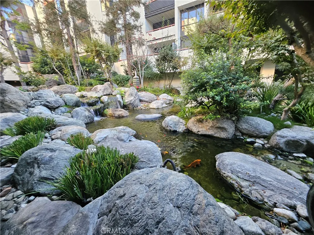 Los Angeles, CA 90012