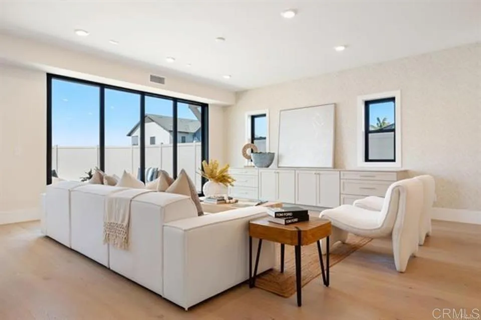 3755 Adams Street, Carlsbad, CA 92008 - Photo 4 of 33, Carlsbad, CA