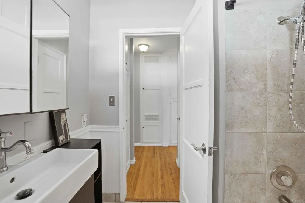 https://cdn.realtyfeed.com/cdn/127/306656280/d16ffc3269e52e31ad744838f326d6cb.webp