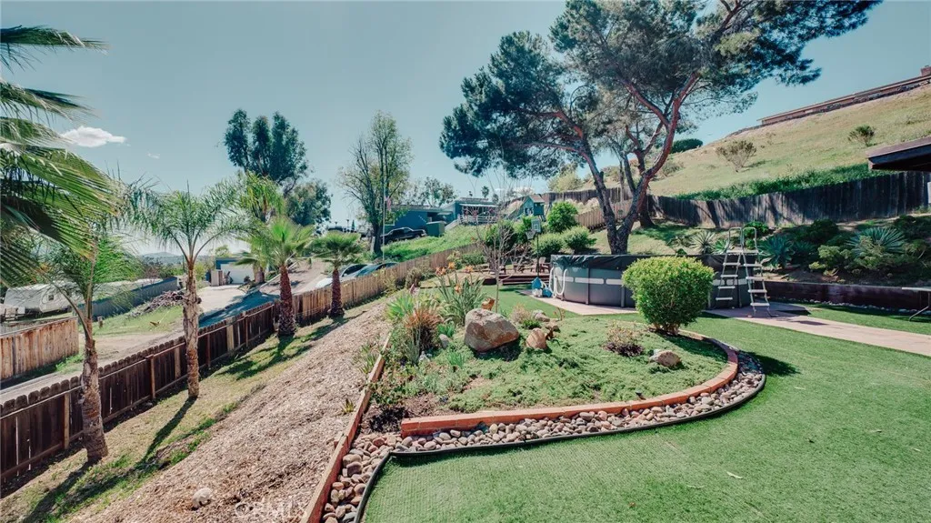 https://cdn.realtyfeed.com/cdn/127/306656284/531cd047e0869b4f44e2e0e95b51a23f.webp