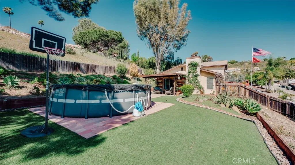 https://cdn.realtyfeed.com/cdn/127/306656284/abf4235470cf2080fbb14e937cf20407.webp