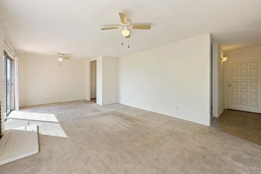 https://cdn.realtyfeed.com/cdn/127/306656295/a01970f1930b98b67473bd312dbe0561.webp