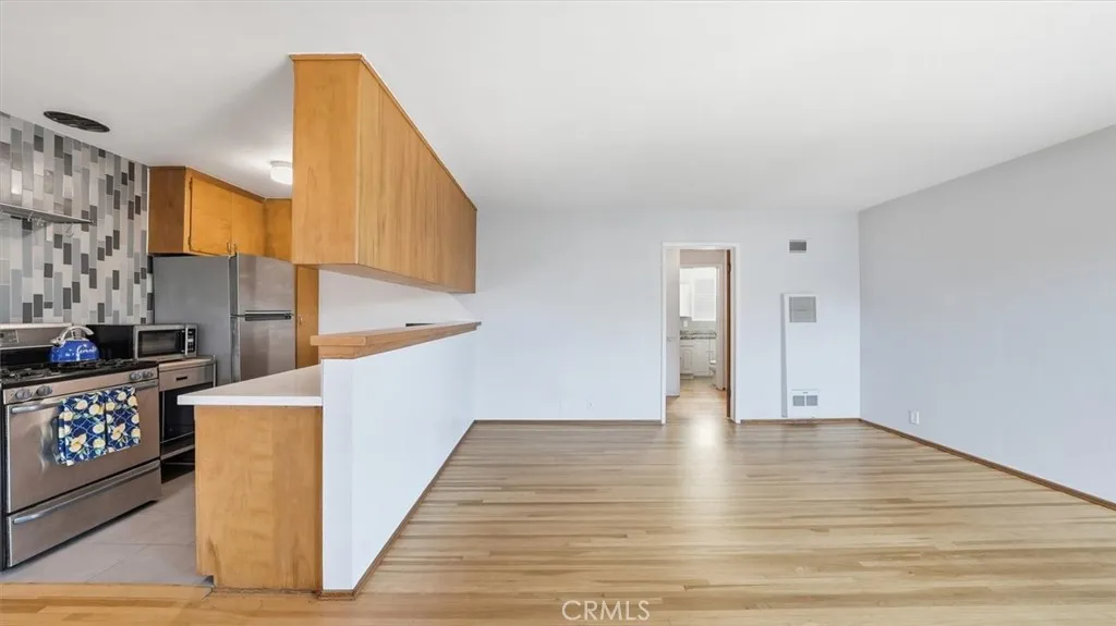 1020 E 2nd Street Unit 10, Long Beach, CA 90802 - Main photo, Long Beach, CA