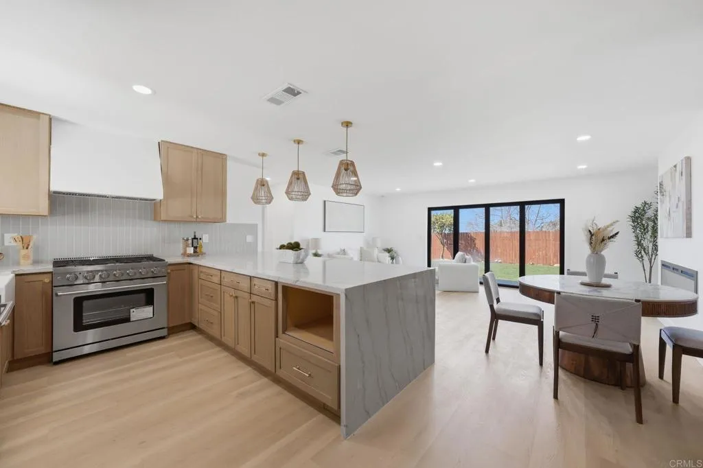 https://cdn.realtyfeed.com/cdn/127/306656311/7181e718eccc20964495ba7be3df27a4.webp