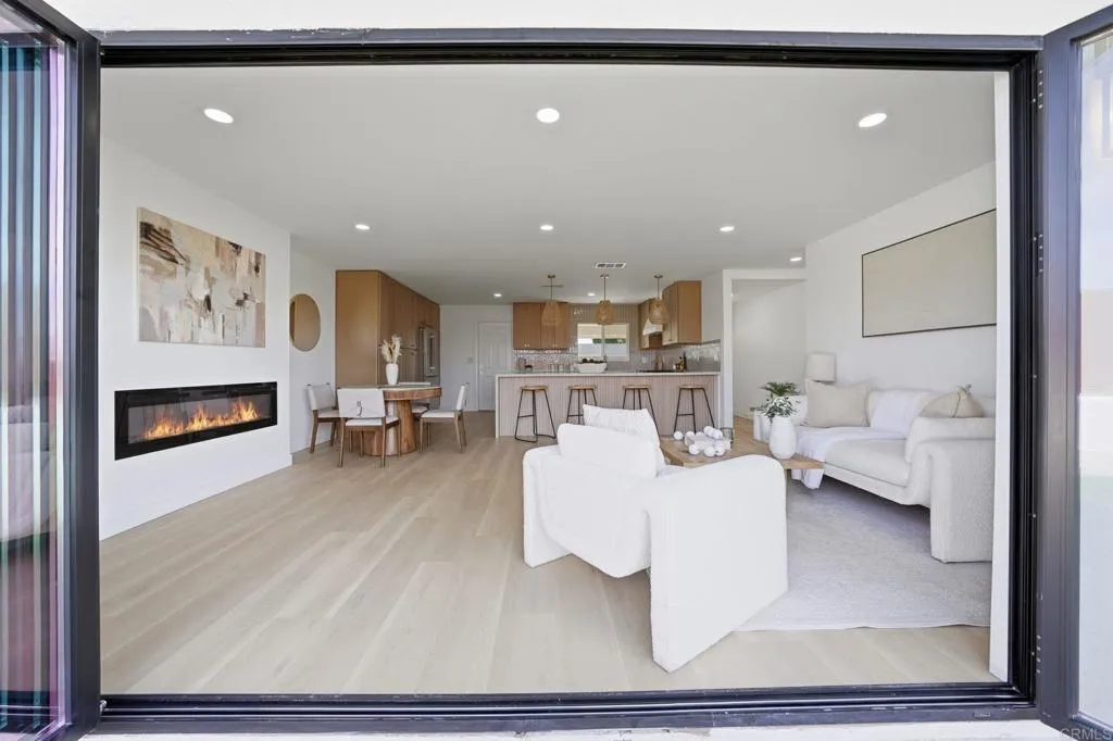 https://cdn.realtyfeed.com/cdn/127/306656311/737e0020bdf99c0e080bf1b537935e94.webp