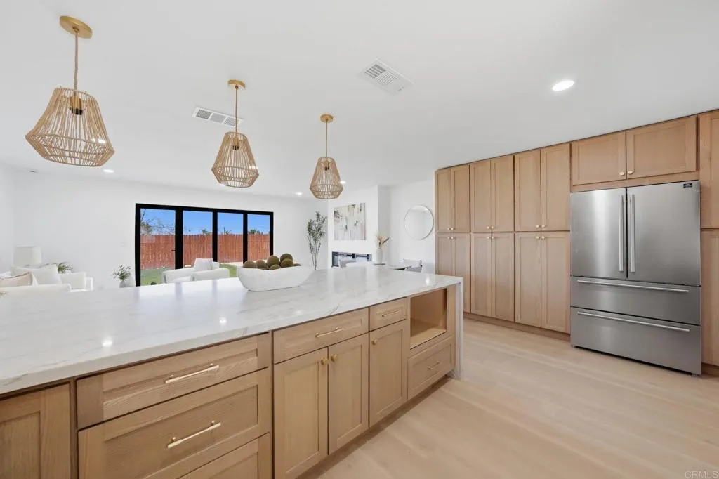 https://cdn.realtyfeed.com/cdn/127/306656311/749957d5c4370a4af1c706ec99629971.webp