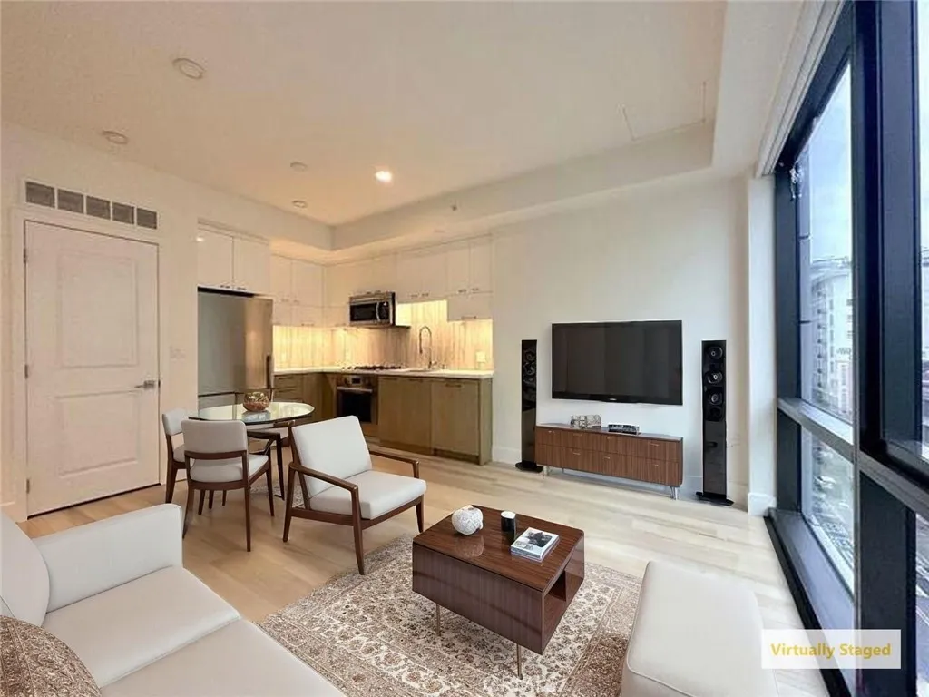 400 S Broadway Unit 606, Los Angeles, CA 90013 - Main photo, Los Angeles, CA