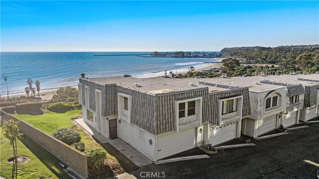 25912 Dana Bluff West