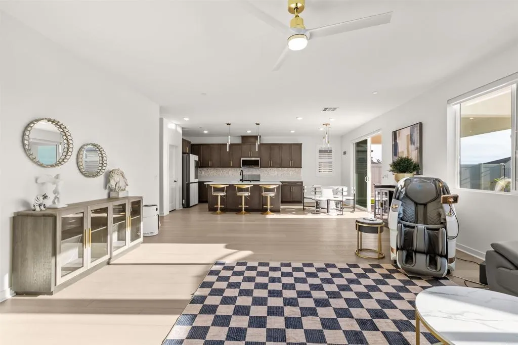 https://cdn.realtyfeed.com/cdn/127/306656417/4ef923c8f9a3737b313b7c7158f23cea.webp