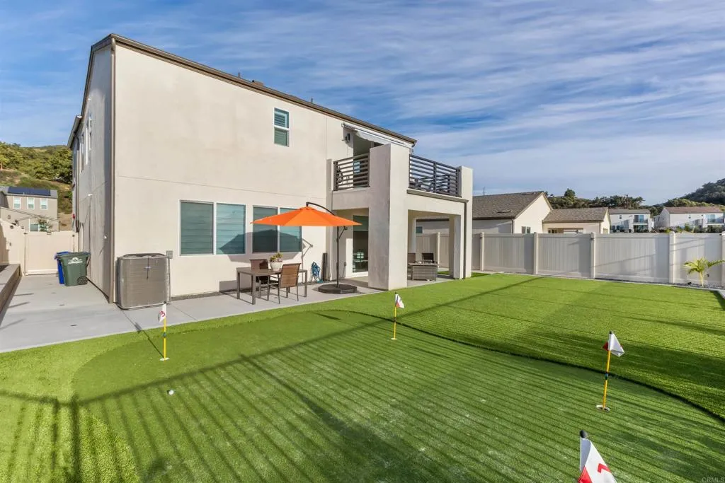 https://cdn.realtyfeed.com/cdn/127/306656417/bcb7f1dfc4b14c371ee9de0b2fdfd417.webp
