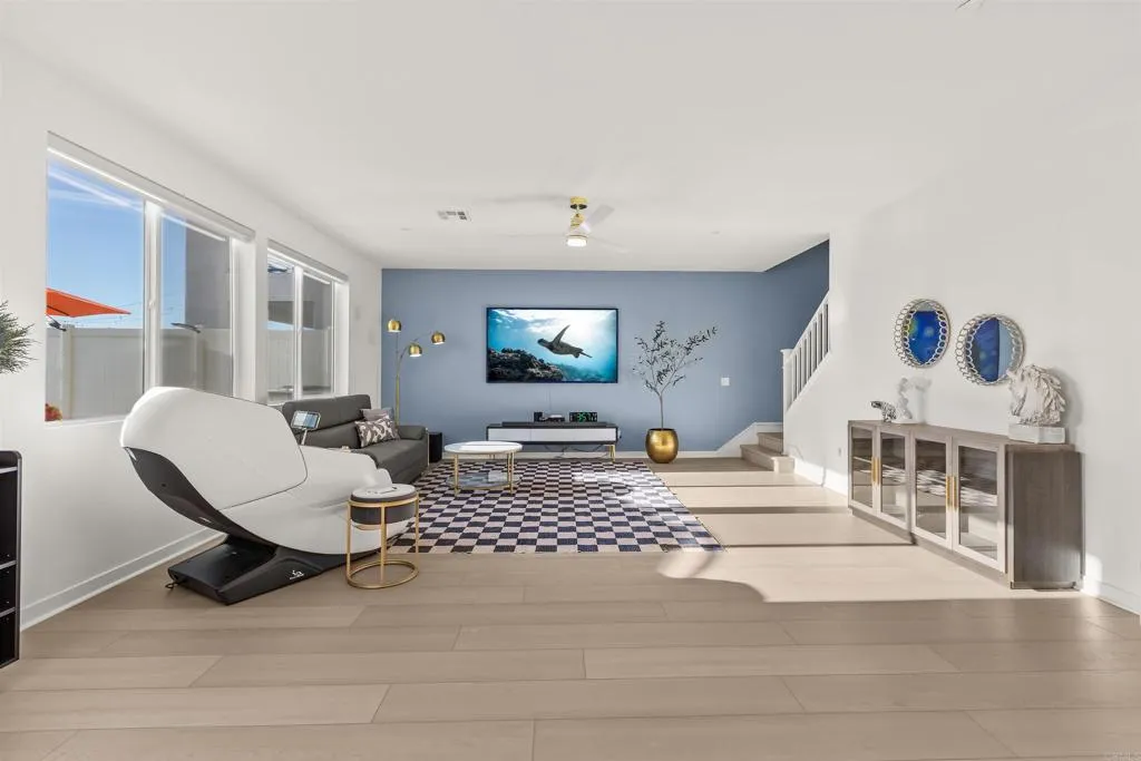 https://cdn.realtyfeed.com/cdn/127/306656417/e9c19363801844654afd05ebd4174775.webp