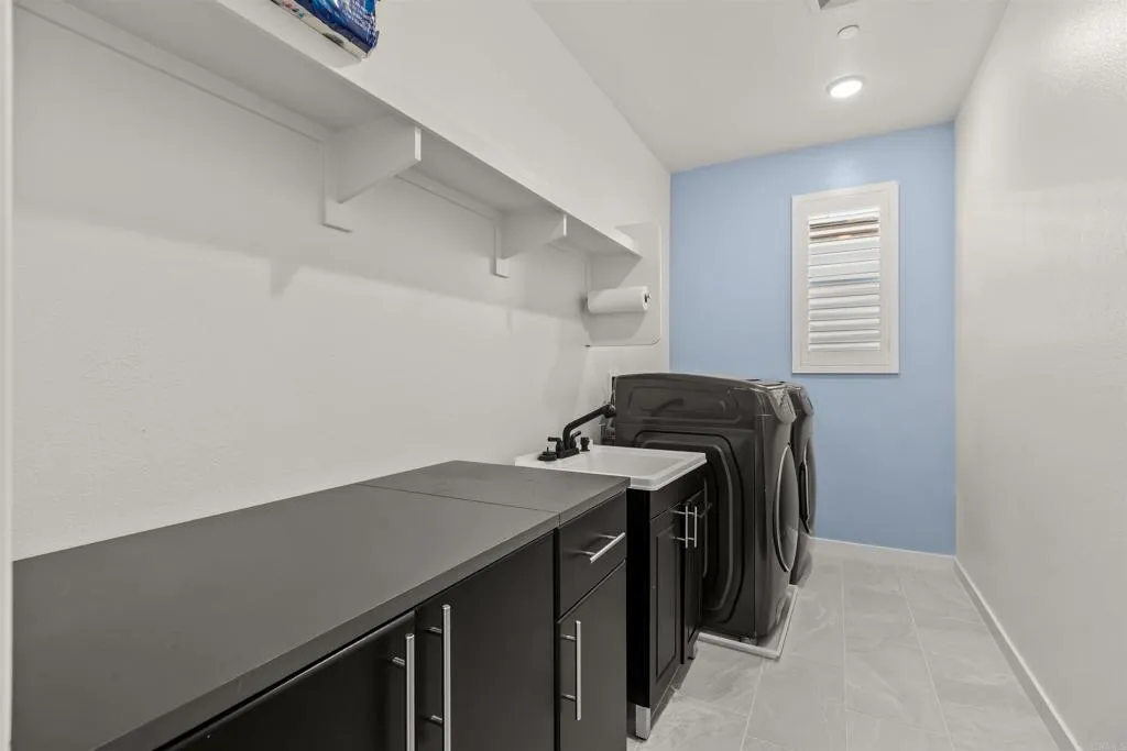 https://cdn.realtyfeed.com/cdn/127/306656417/f38a3e42da542baf0aad50bed794c8f3.webp