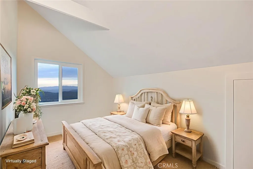https://cdn.realtyfeed.com/cdn/127/306656431/10f81ca4b533fcf53b341661e3706b99.webp
