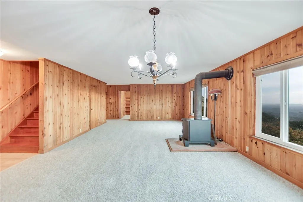 https://cdn.realtyfeed.com/cdn/127/306656431/615288f2aeede6938d51503d13363502.webp