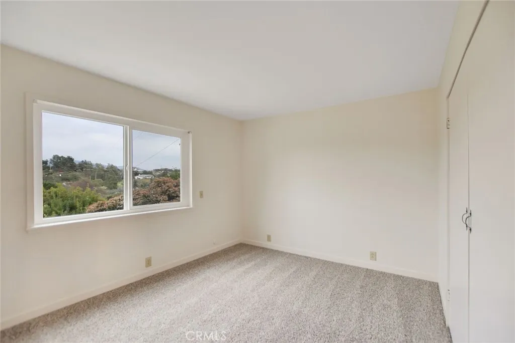 https://cdn.realtyfeed.com/cdn/127/306656431/79392764188d82ce20adb148b1a883c4.webp