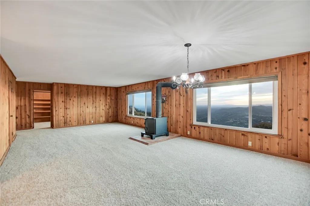 https://cdn.realtyfeed.com/cdn/127/306656431/addaf9e536c7b6a4175e390b059ad58f.webp