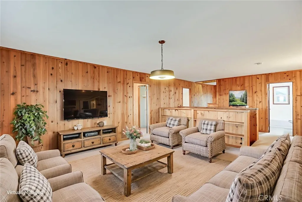 https://cdn.realtyfeed.com/cdn/127/306656431/c114c9e2a25c137d45480829d6caaf0c.webp
