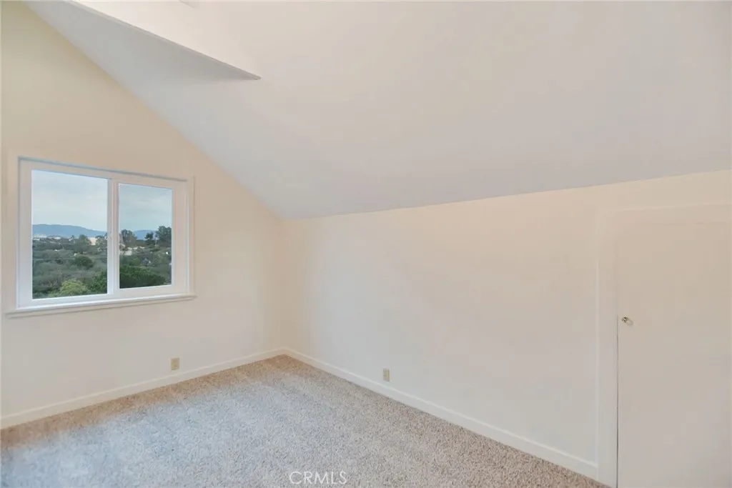 https://cdn.realtyfeed.com/cdn/127/306656431/fd2427a03be386b328e29c670c9f42a3.webp