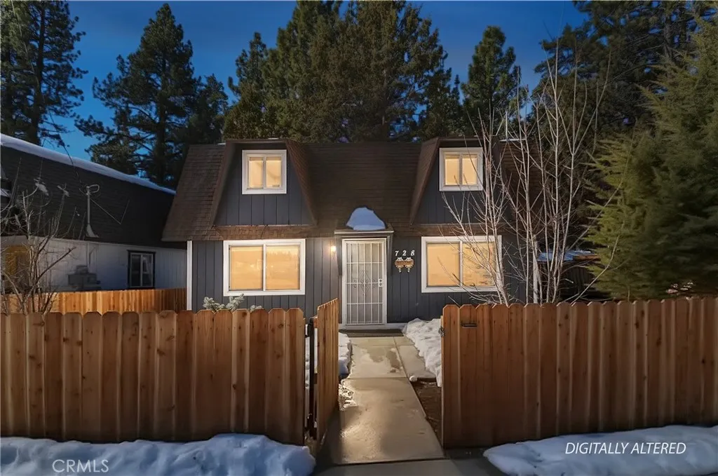 728 W Aeroplane, Big Bear City, CA 92314 - Photo 3 of 35, Big Bear City, CA