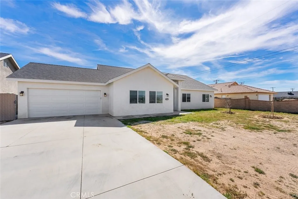 10588 Peach Avenue, California City, CA 93505 - Photo 4 of 50, California City, CA