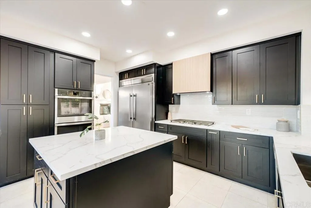 https://cdn.realtyfeed.com/cdn/127/306656545/9f134a90143b9194bd41b9de7517f1c3.webp
