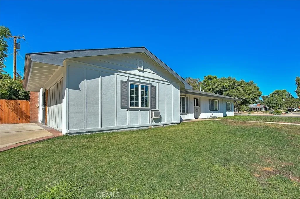 340 W Caroline Street, Ontario, CA 91762 - Photo 2 of 31, Ontario, CA