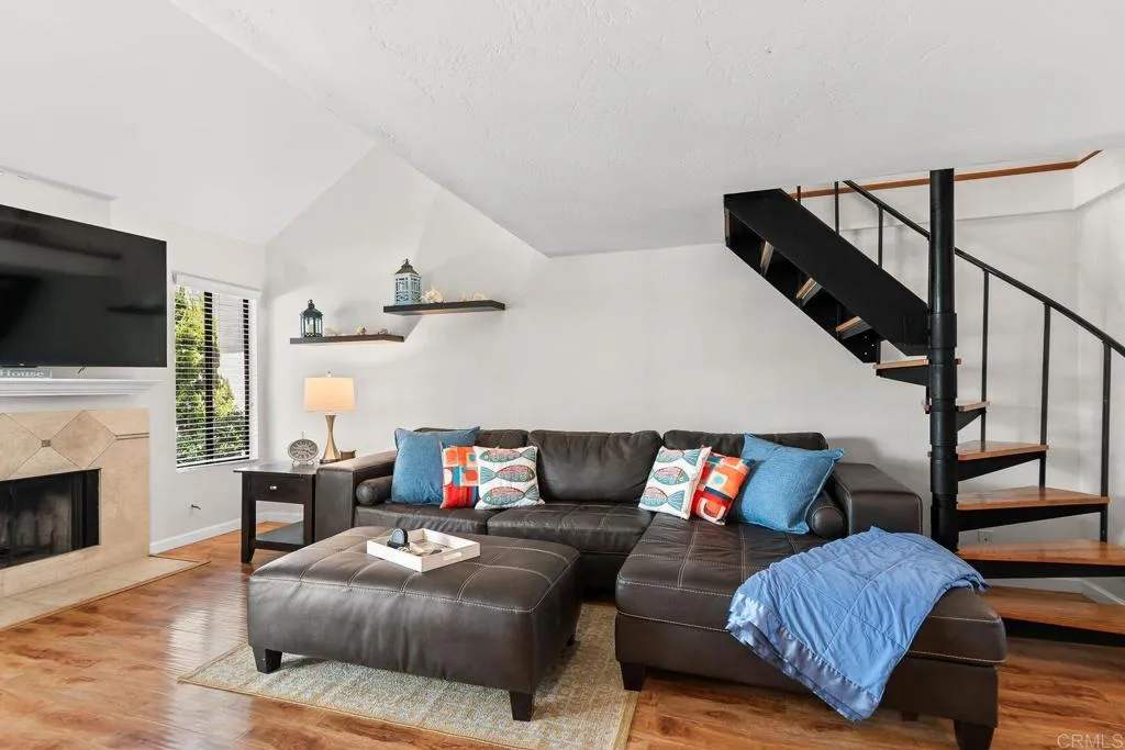 https://cdn.realtyfeed.com/cdn/127/306656606/7608baf01c16ef0c75c9bac9ce665643.webp
