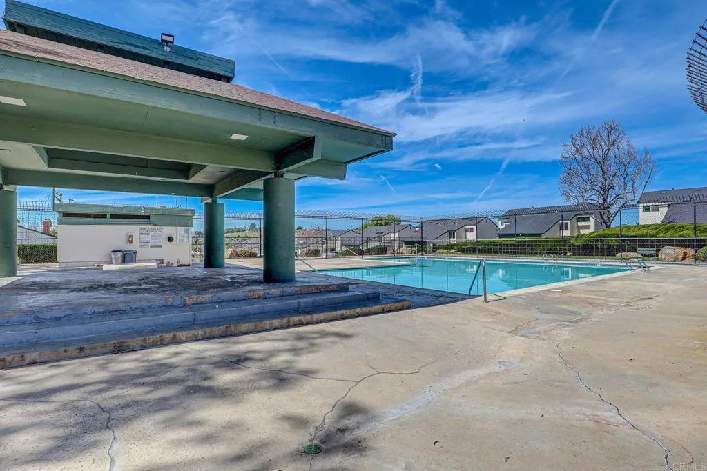 https://cdn.realtyfeed.com/cdn/127/306656683/982b115b996ecac835bb313e7c50a913.webp