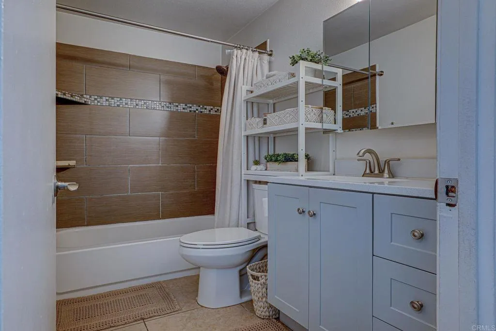 https://cdn.realtyfeed.com/cdn/127/306656683/9bfc7f9e241145cc679a61931b1250aa.webp