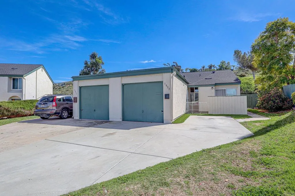 https://cdn.realtyfeed.com/cdn/127/306656683/fe5bd9762495fbf90db17d79f917b66c.webp