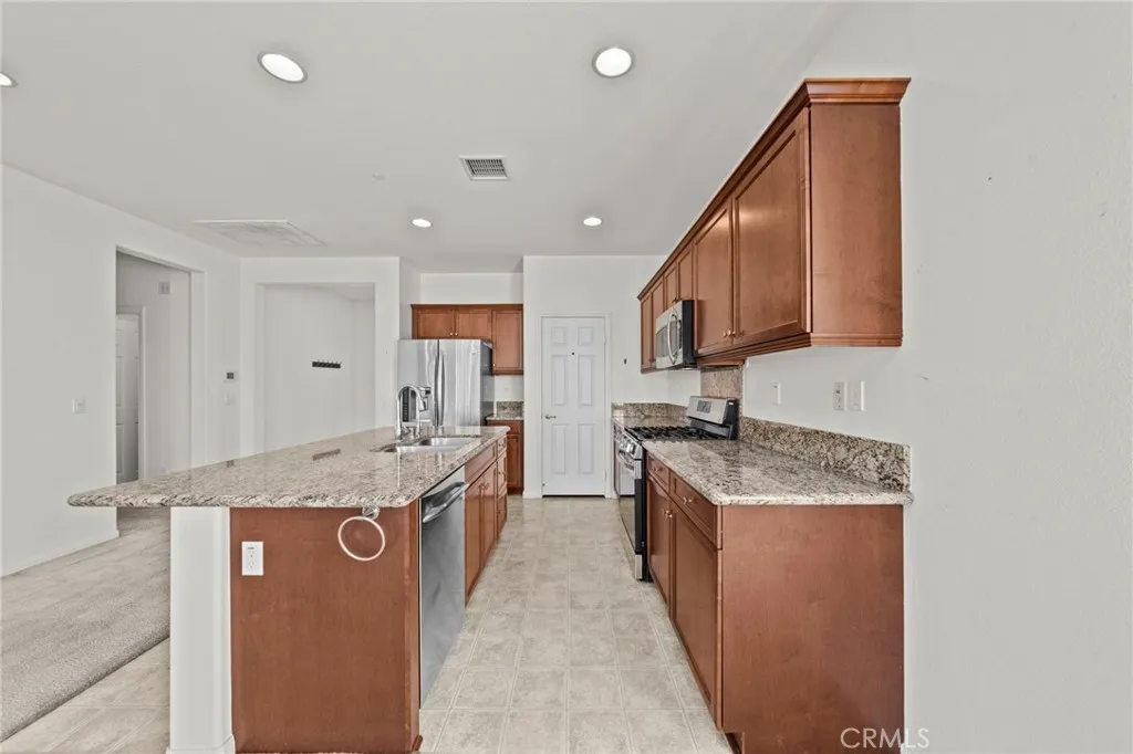 1486 Signal Peak, Beaumont, CA 92223 - Photo 3 of 15, Beaumont, CA