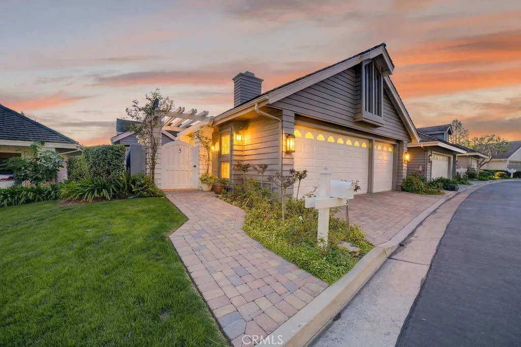 Newport Beach, CA 92660