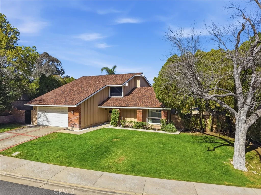 23943 Via Flamenco, Valencia, CA 91355 - Photo 4 of 41, Valencia, CA