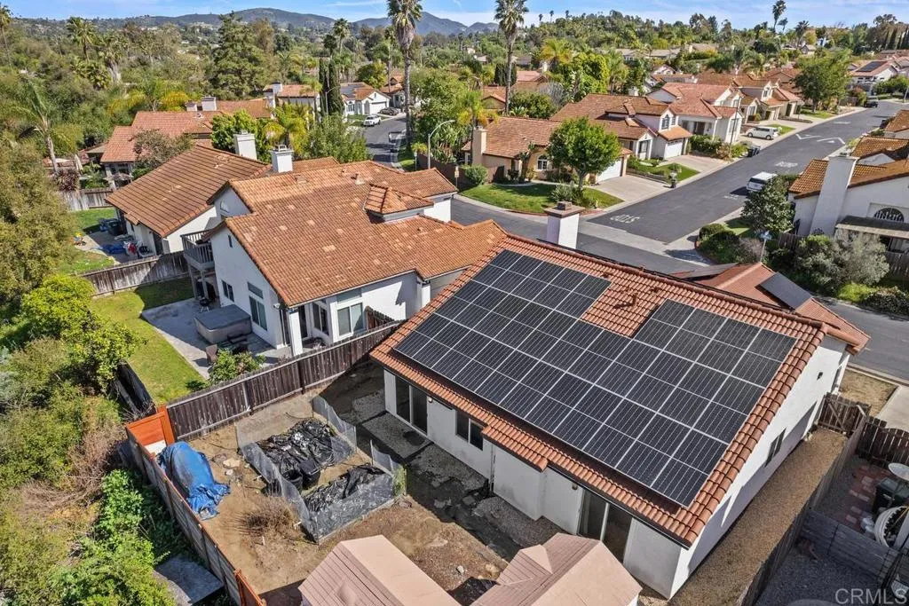 https://cdn.realtyfeed.com/cdn/127/306656797/e66b72685aabbe250ea8c00f0cde26c5.webp