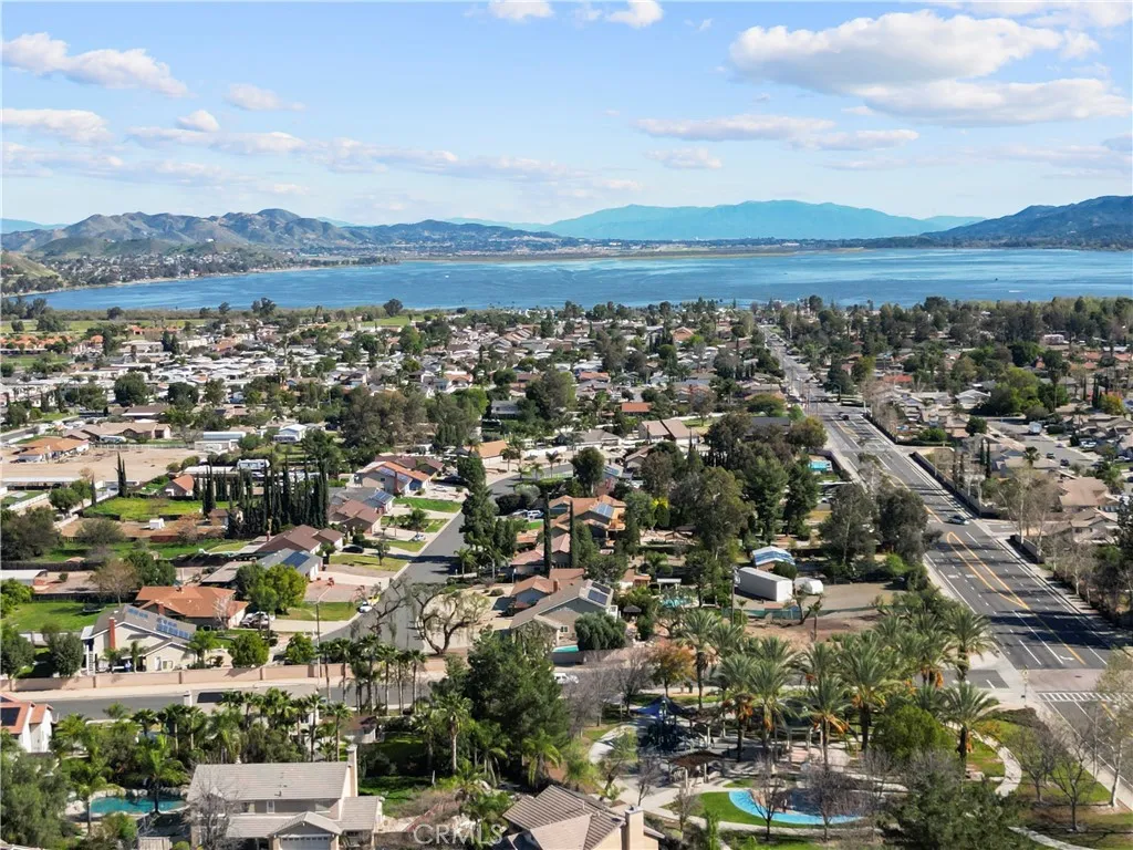 Lake Elsinore, CA 92530