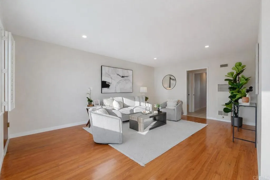https://cdn.realtyfeed.com/cdn/127/306656819/8676a8789d5d736b76fc61ced25af648.webp