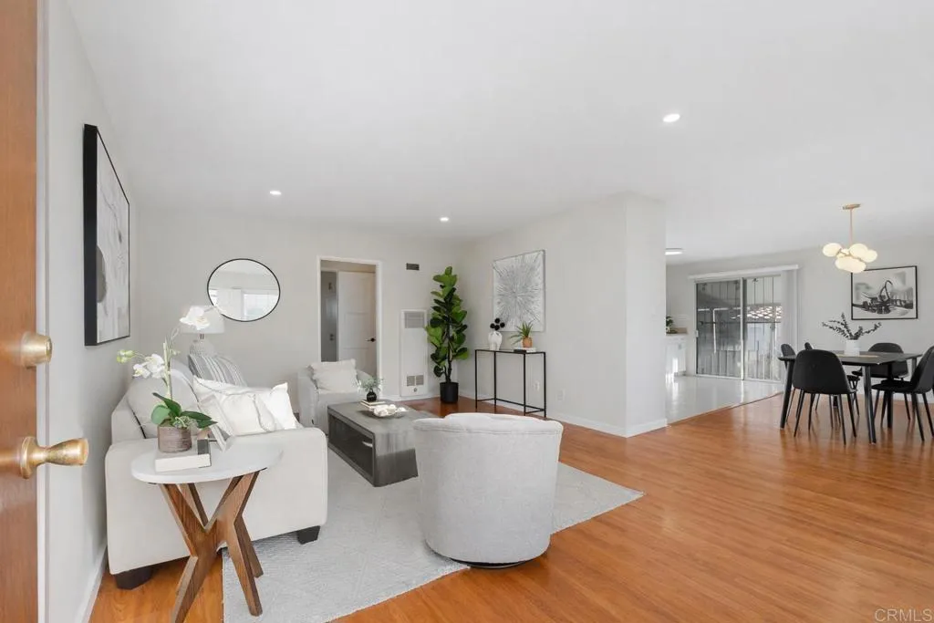 https://cdn.realtyfeed.com/cdn/127/306656819/997fce46b942e39b0974b91646250491.webp