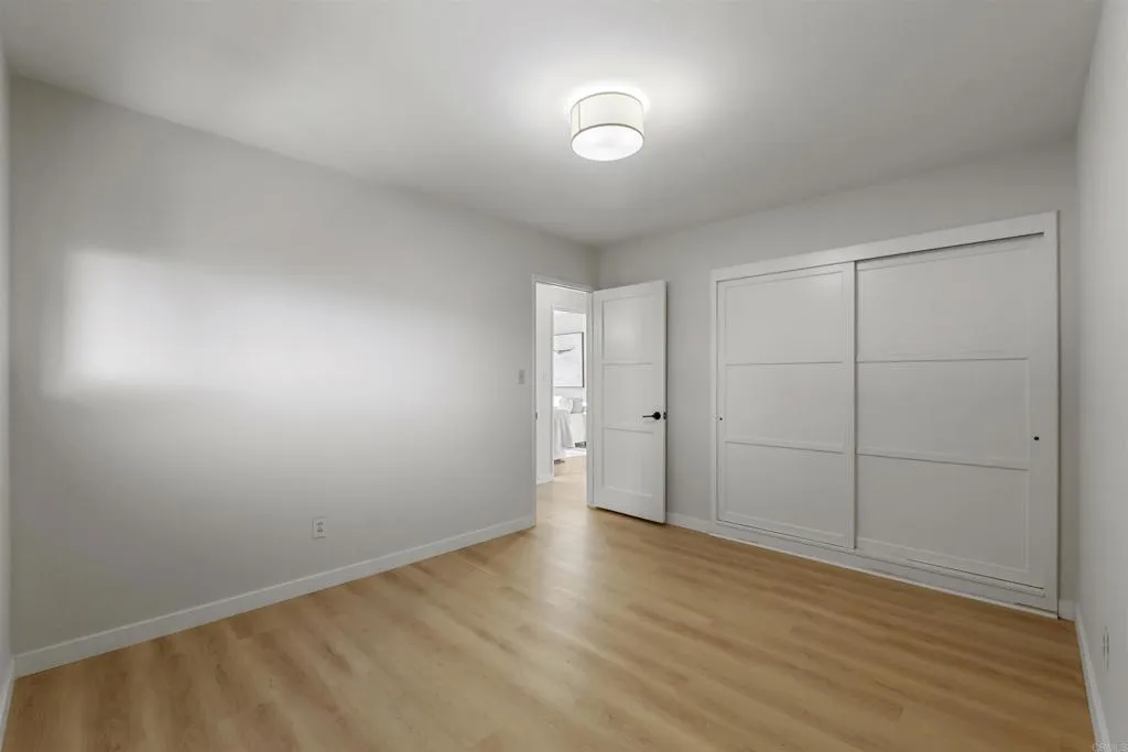 https://cdn.realtyfeed.com/cdn/127/306656819/9f6da73de4df297e31c2b3810703106a.webp
