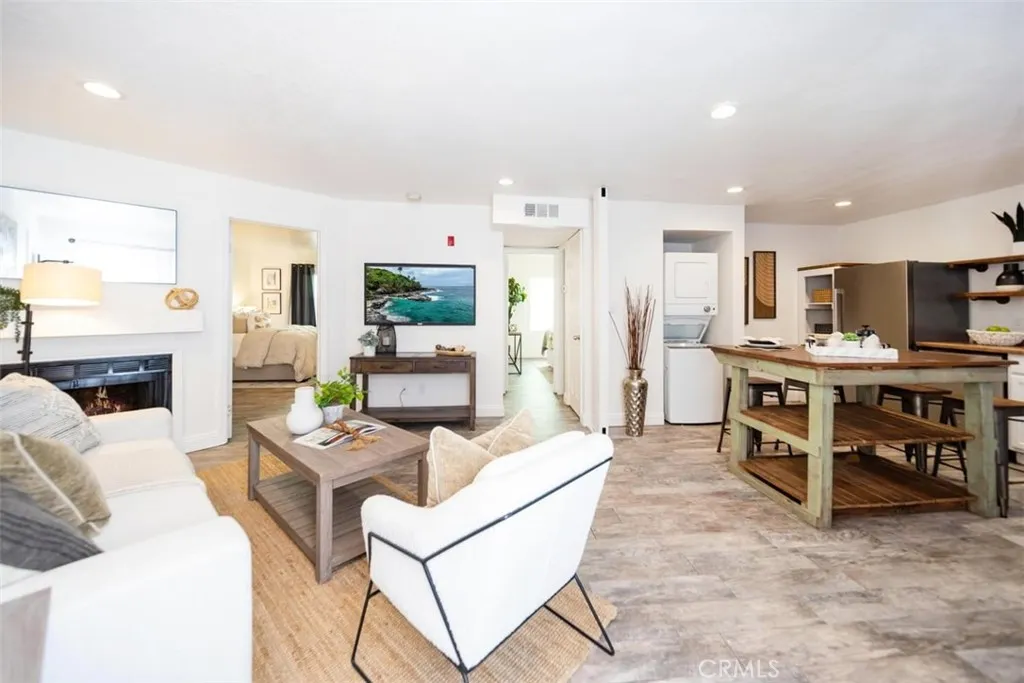 https://cdn.realtyfeed.com/cdn/127/306656872/d1ff7386c4ae62923716706f2b323d50.webp
