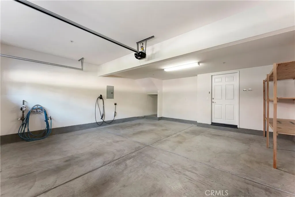 https://cdn.realtyfeed.com/cdn/127/306656875/0d1e253277539bcb9d0206ba682ac3bf.webp