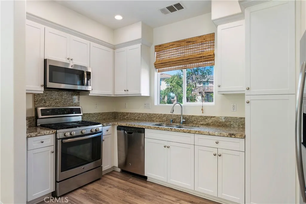 https://cdn.realtyfeed.com/cdn/127/306656875/162e63a584ddaac617a6c7014f2dad8f.webp