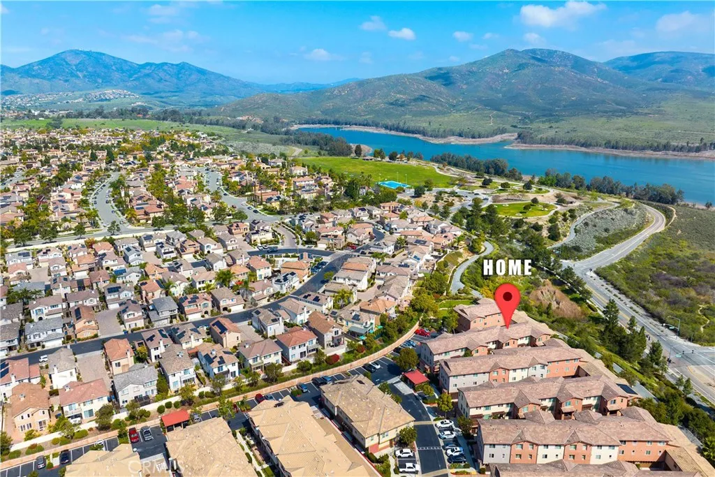 https://cdn.realtyfeed.com/cdn/127/306656875/30399621fa0c7488e949fc911325feb1.webp