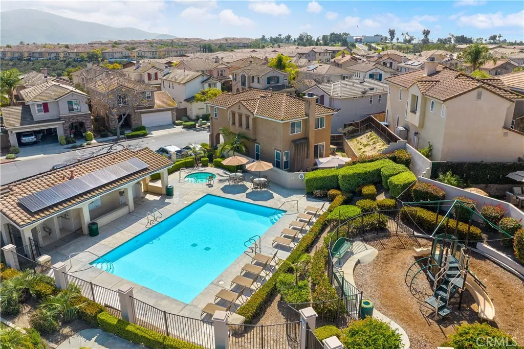 https://cdn.realtyfeed.com/cdn/127/306656875/3cf42ad2b4b918524bf0366e6417609a.webp