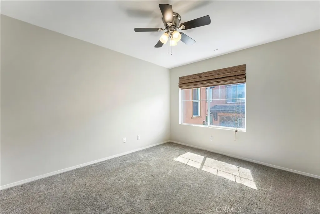 https://cdn.realtyfeed.com/cdn/127/306656875/cc67ba44507207d27919ccefac4f468b.webp