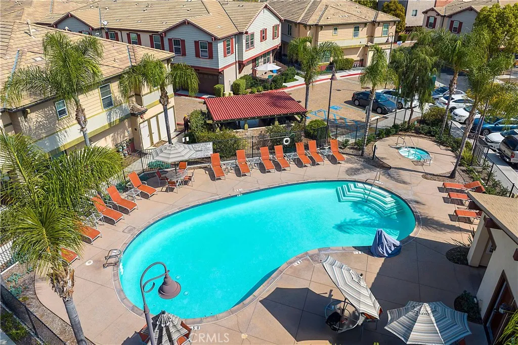 https://cdn.realtyfeed.com/cdn/127/306656875/d9df3c1481ca4ed2b31d6a955c100353.webp
