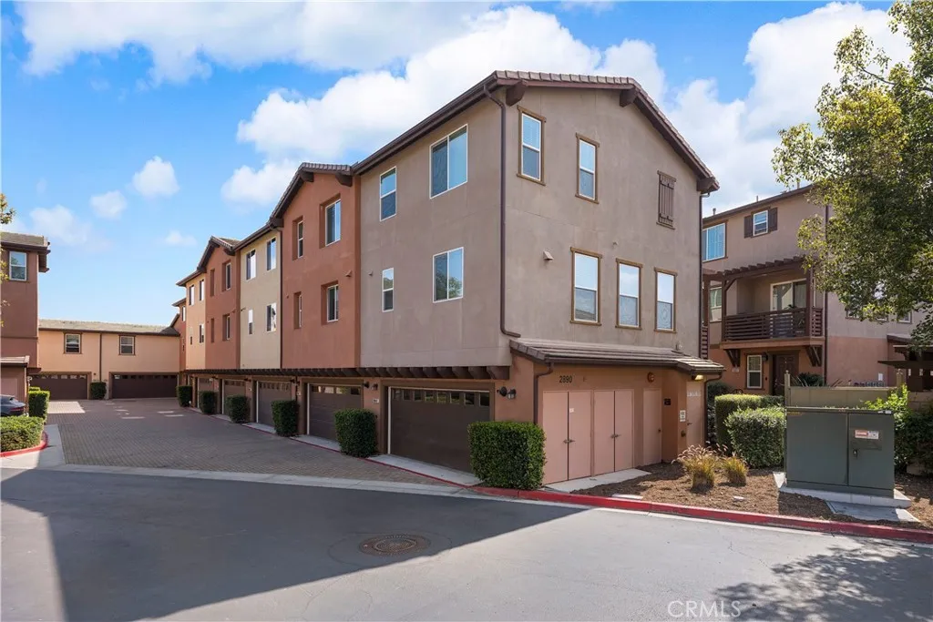 https://cdn.realtyfeed.com/cdn/127/306656875/fdab6a2c12a4720588d8320aaa6e4364.webp